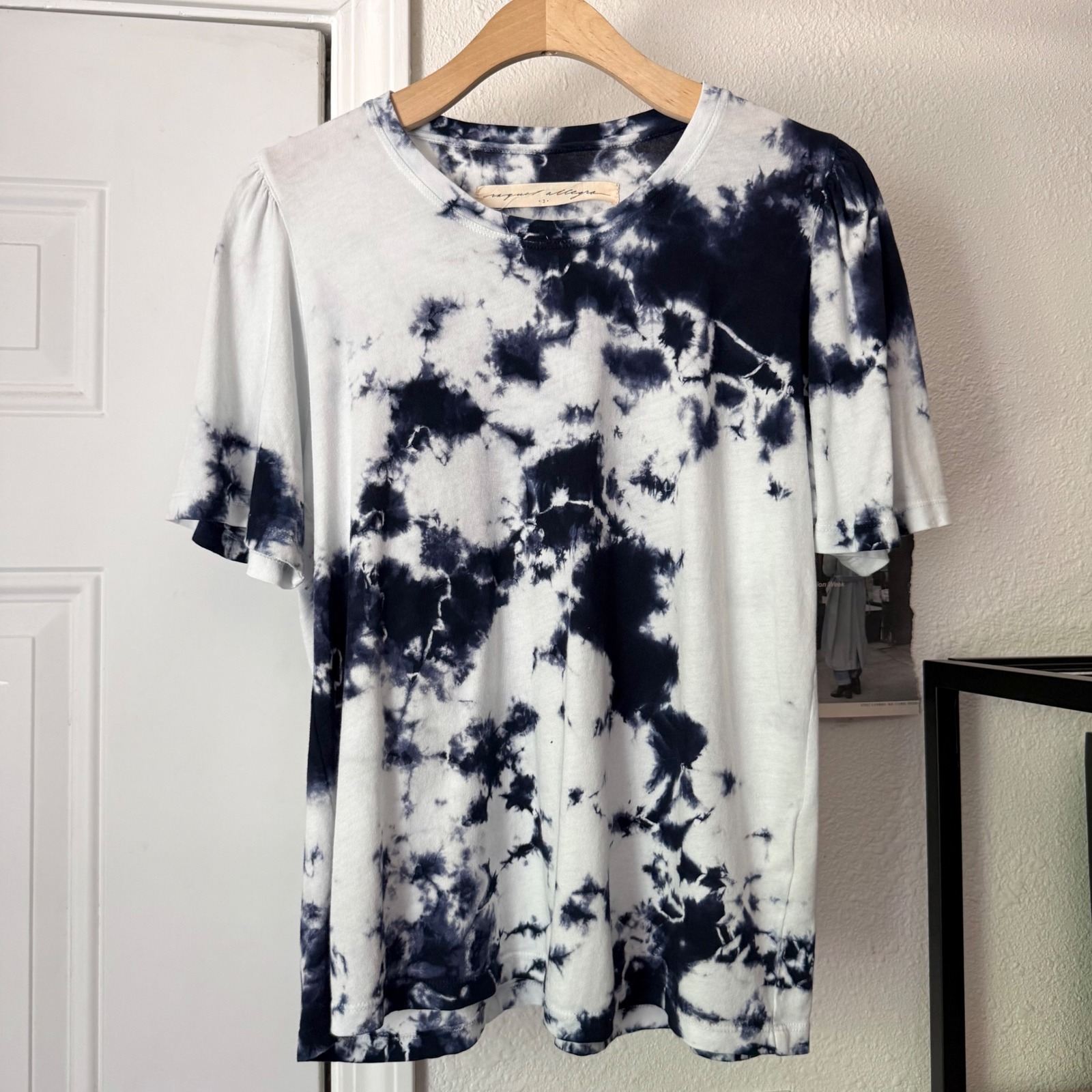 Raquel Allegra Blue White Tie Dye Crew Neck Puff Short Sleeve Cropped Tee